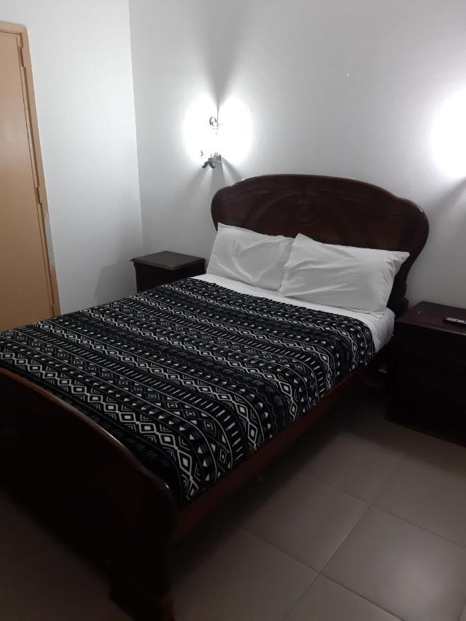 Residencial Miradoiro Guest House ポルティマン エクステリア 写真