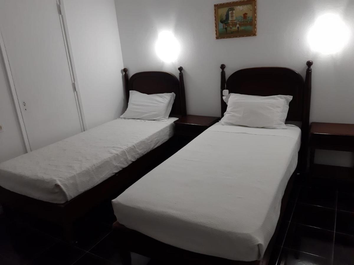 Residencial Miradoiro Guest House ポルティマン エクステリア 写真