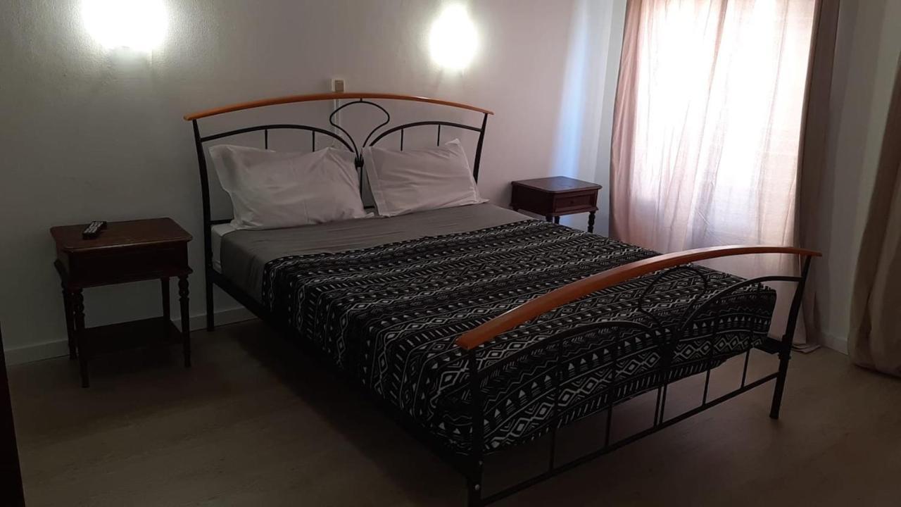 Residencial Miradoiro Guest House ポルティマン エクステリア 写真